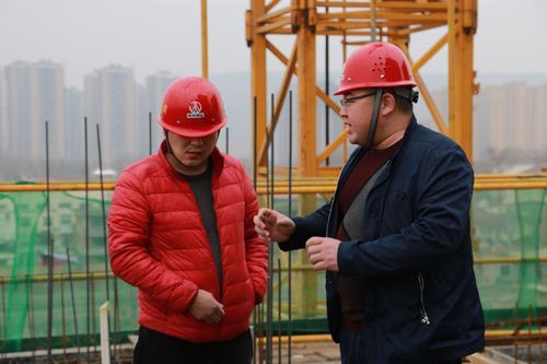 真情彈響平安曲