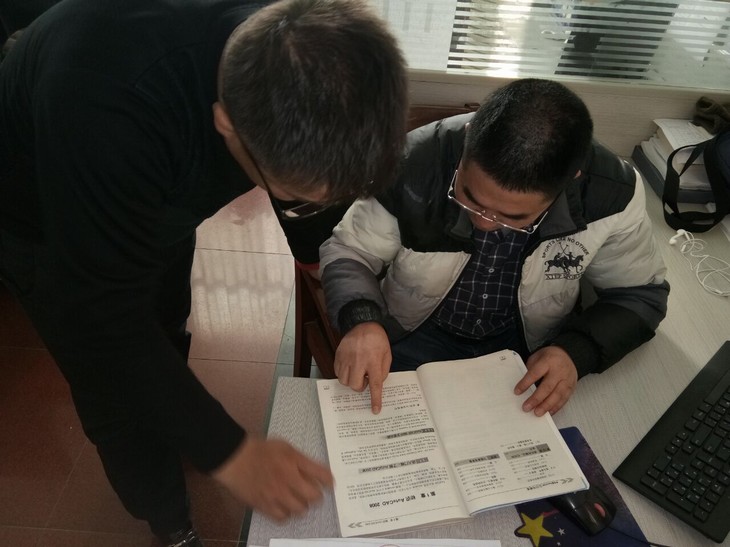 礦建三公司“集中+自學(xué)”提高員工業(yè)務(wù)能力