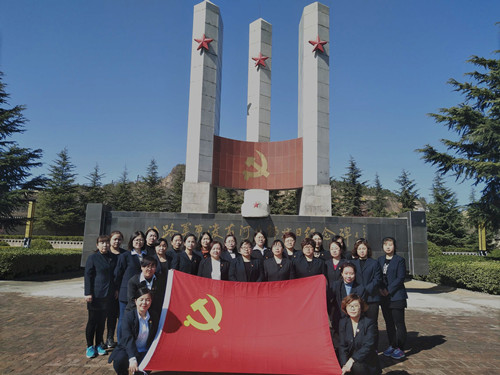 澄合分公司舉辦“慶三.八”巾幗愛(ài)國(guó)主義教育活動(dòng)