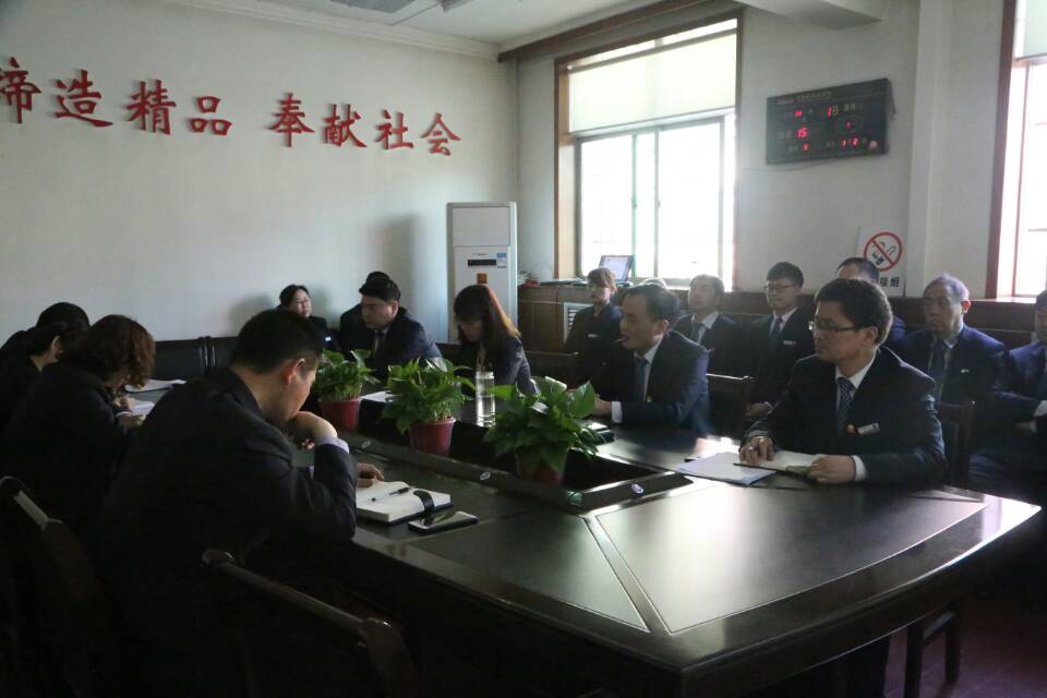 機電安裝公司認真?zhèn)鬟_建設集團一季度 “追趕超越”考核點評會精神