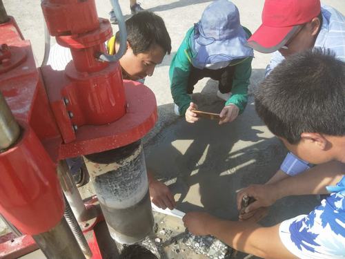 渭南市質監站檢查組深入G242大荔縣城過境段公路建設工程檢查指導工作