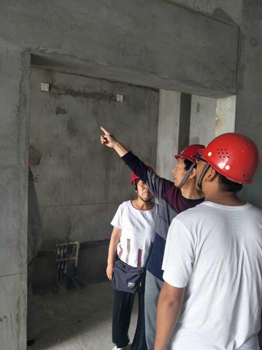 銅煤公司承建的渭南臨渭區朝陽大街拆遷安置小區A-9、A-10#樓順利完成竣工預驗收