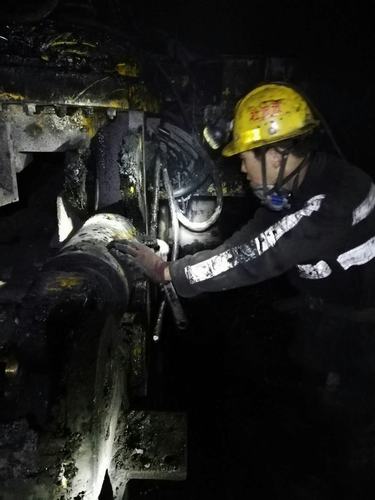 陜煤建設掘進公司：提前2天貫通 “掘進鐵軍”再創佳績