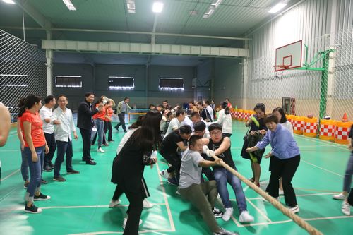 陜煤建設(shè)天工、設(shè)計、大秦置業(yè)、咸陽公司聯(lián)合舉辦迎國慶 “拔河”聯(lián)誼賽