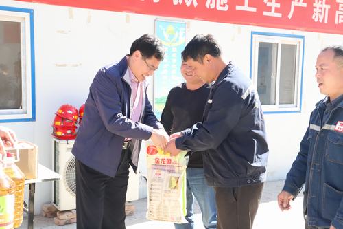 司正林深入礦建二公司車(chē)村項(xiàng)目部、天工瑞能項(xiàng)目部走訪慰問(wèn)