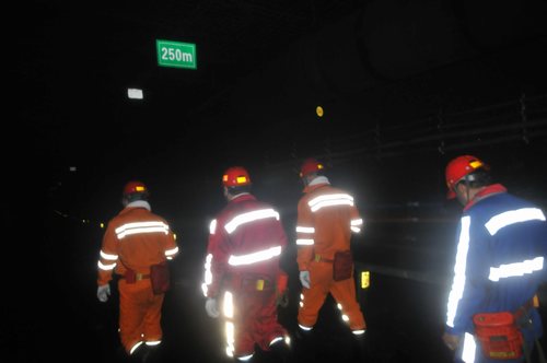 陜煤建設(shè)掘進(jìn)公司：圓滿完成122109工作面切眼工程力保采掘平衡