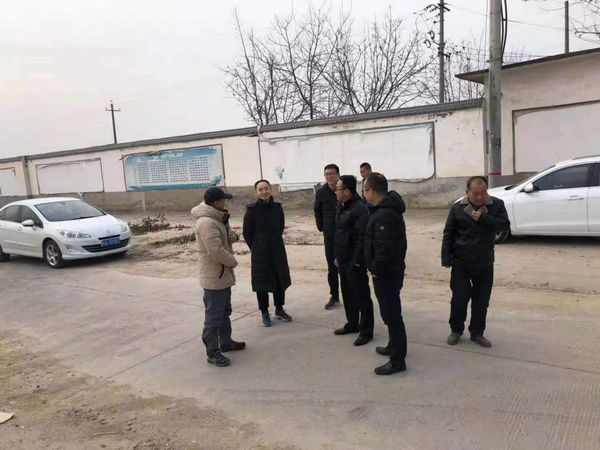 秦漢管委會房建公司總經理狄濤深入陜煤建設天工公司承建秦漢渭陽佳苑項目調研指導工作