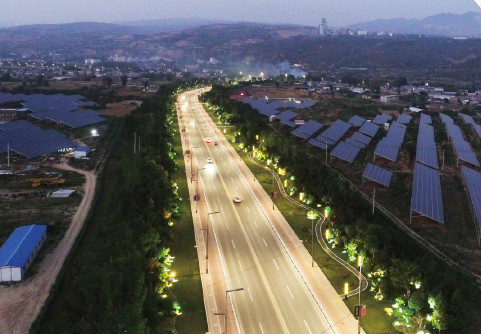 川耀PPP項目服務(wù)區(qū)順利通過交工驗收