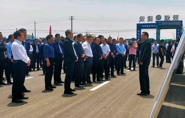 渭南市委書記王琳一行深入陜煤建設渭南分公司南京金龍純電動商用車建設項目視察工作