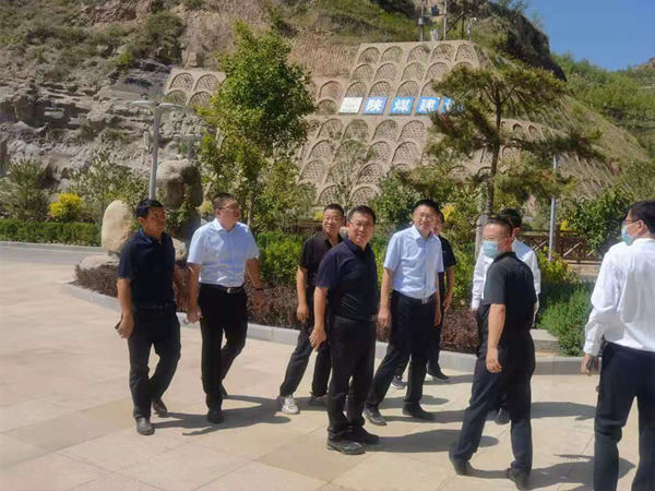 吳堡縣領導蒞臨陜煤建設漢中分公司吳堡橫溝溫泉項目視察指導工作
