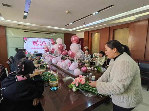 陜煤建設煤礦運營服務分公司：積極組織開展三八婦女節活動