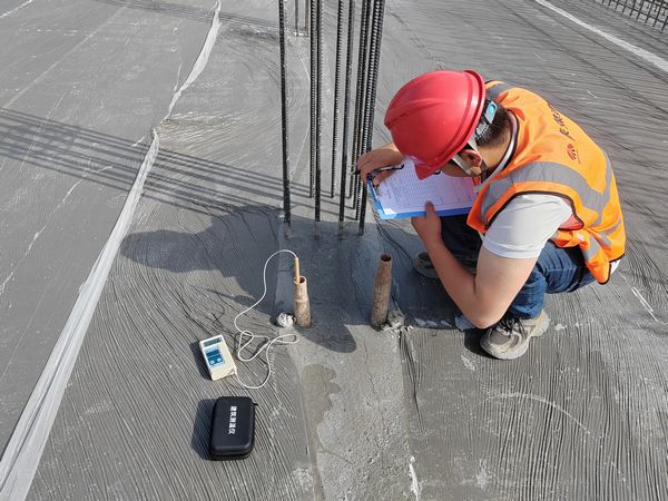 陜煤建設天工公司新疆第一項目部：測溫植入新科技  探頭傳遞大數據