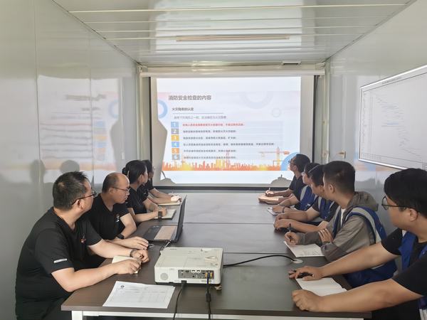 陜煤建設(shè)新城公司：黨員身邊無隱患 安全生產(chǎn)我?guī)ь^