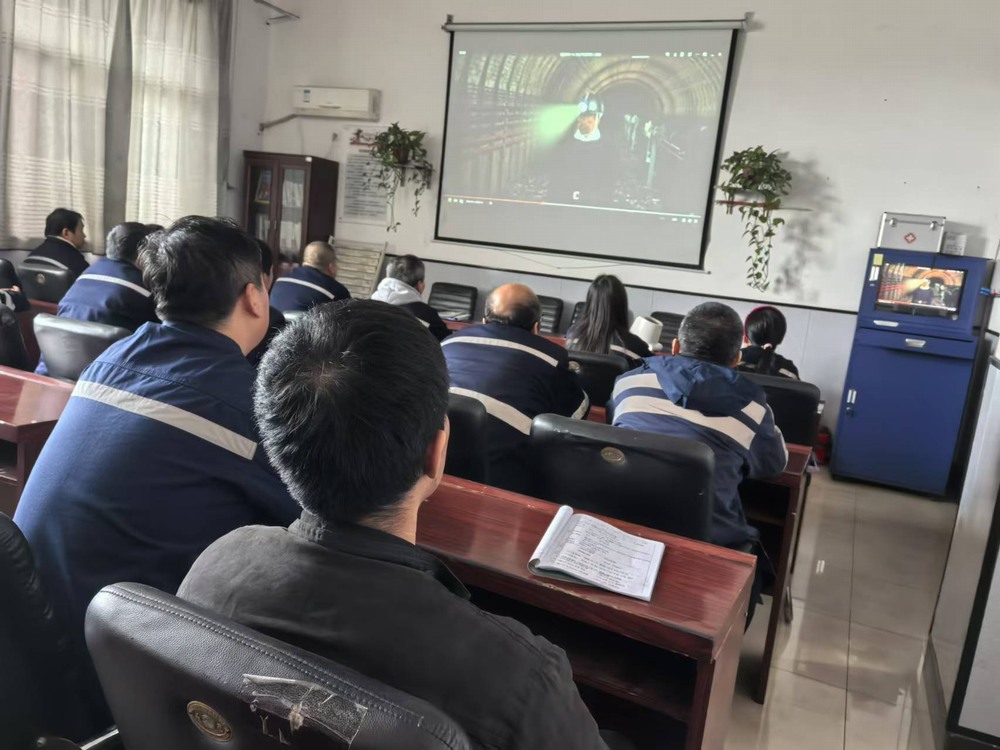 陜煤建設(shè)洗選煤運營公司澄合山陽運營項目部：以安全“預(yù)警”保“順暢”鑄“防線”