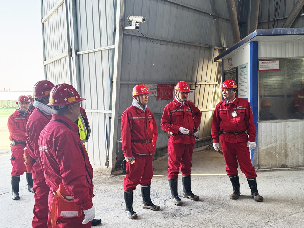 陜煤集團安全檢查組到陜煤建設礦建三公司紅柳林項目部開展一季度安全生產(chǎn)及消防安全大檢查