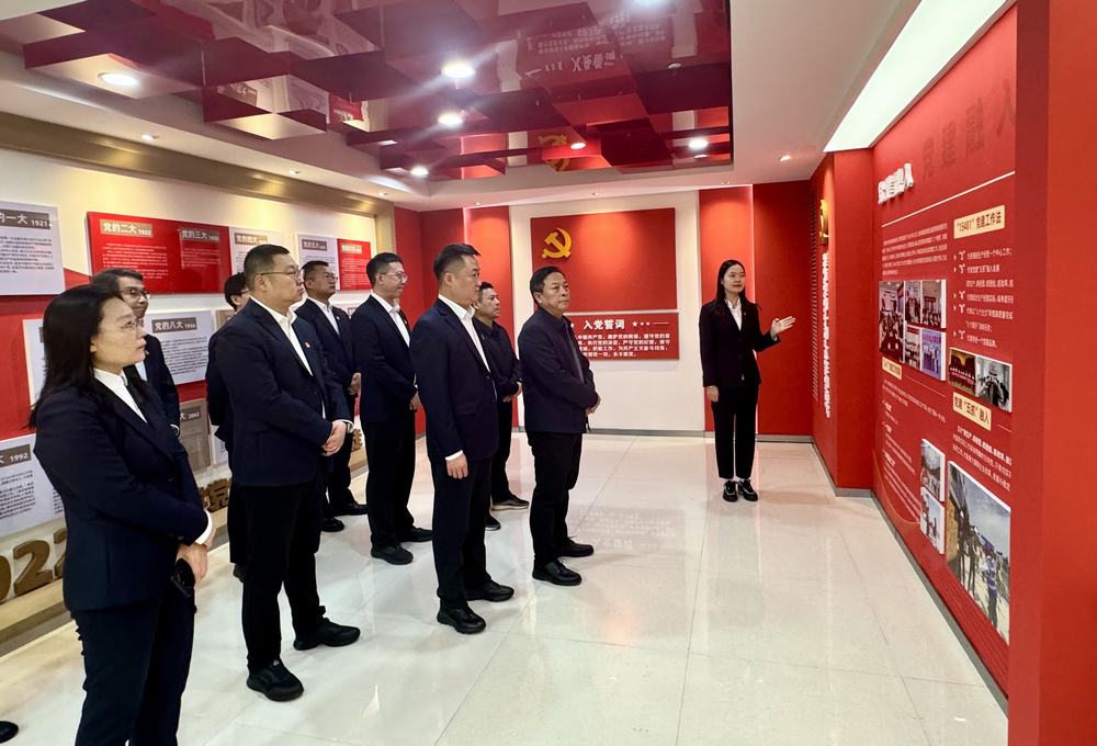 徐五才深入陜煤建設所屬單位調(diào)研指導工作