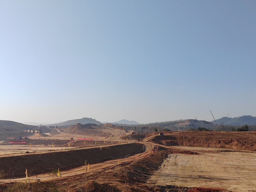 搶晴天、戰(zhàn)雨季 以“光明之戰(zhàn)”鑄就精品工程