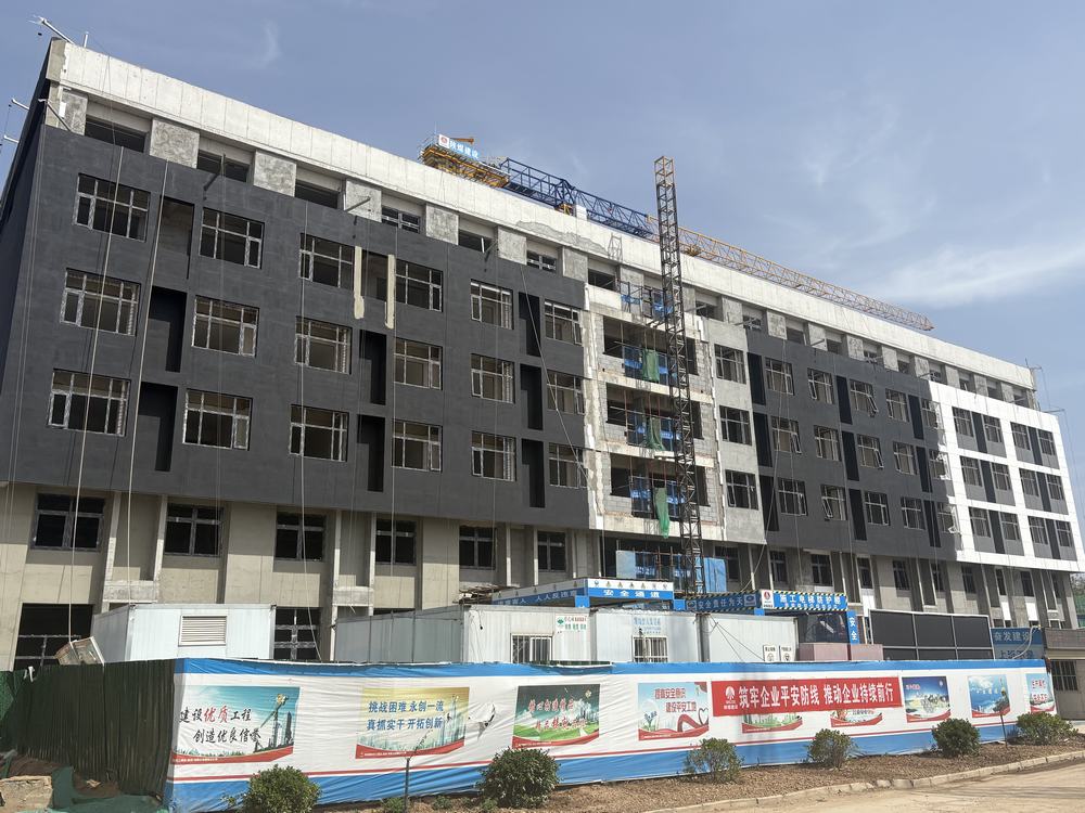 陜煤建設(shè)渭南分公司第三項(xiàng)目部奏響春日建設(shè)“奮進(jìn)曲”