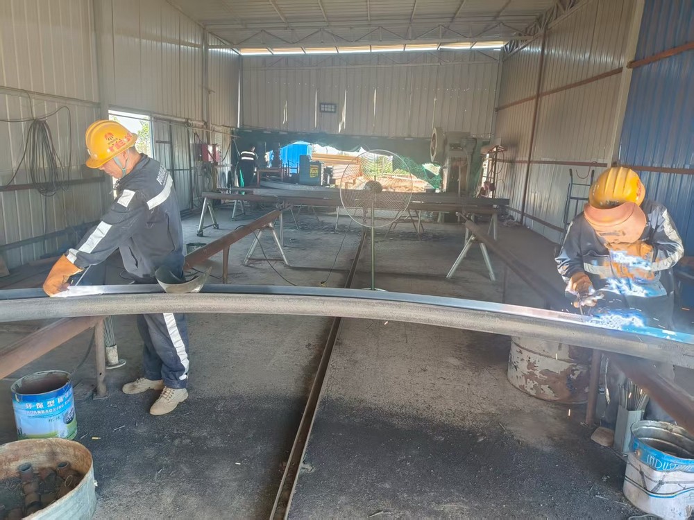 陜煤建設(shè)礦建三公司:熱熱熱！這波“降溫福利”來啦