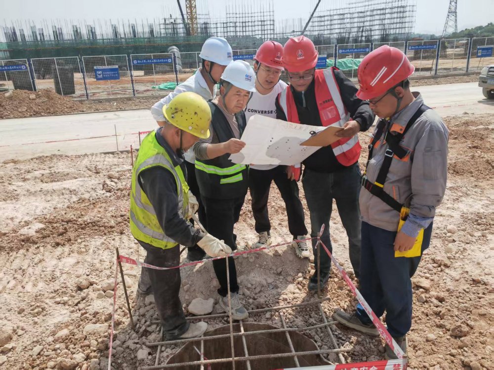 陜煤建設(shè)天工公司：“黨建＋”匯聚磅礴力量，驅(qū)動高質(zhì)量發(fā)展新引擎