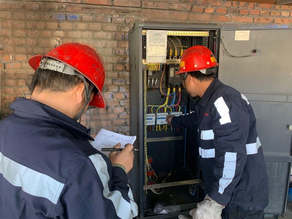 陜煤建設韓城分公司張家峁項目部：擰緊機電“安全閥” 沖刺百日安全目標