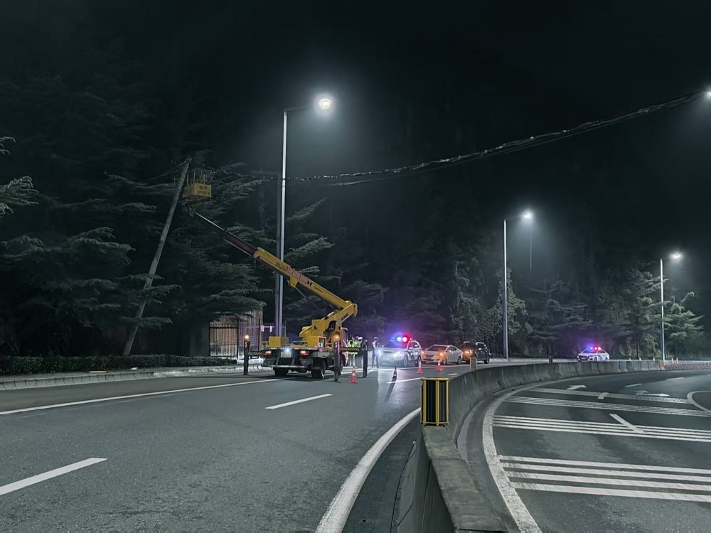 陜煤建設川耀公司：聞“險”而動排隱患    守護川耀道路平安線