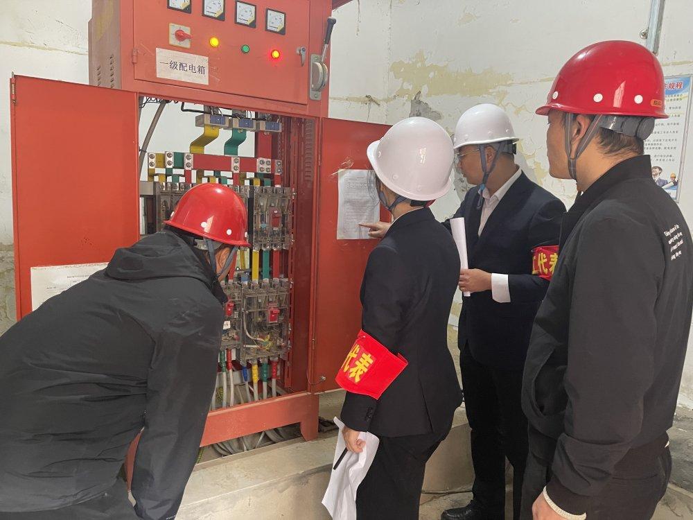 陜煤建設(shè)渭南分公司多方聯(lián)動(dòng)為“百日安全”賦能助力