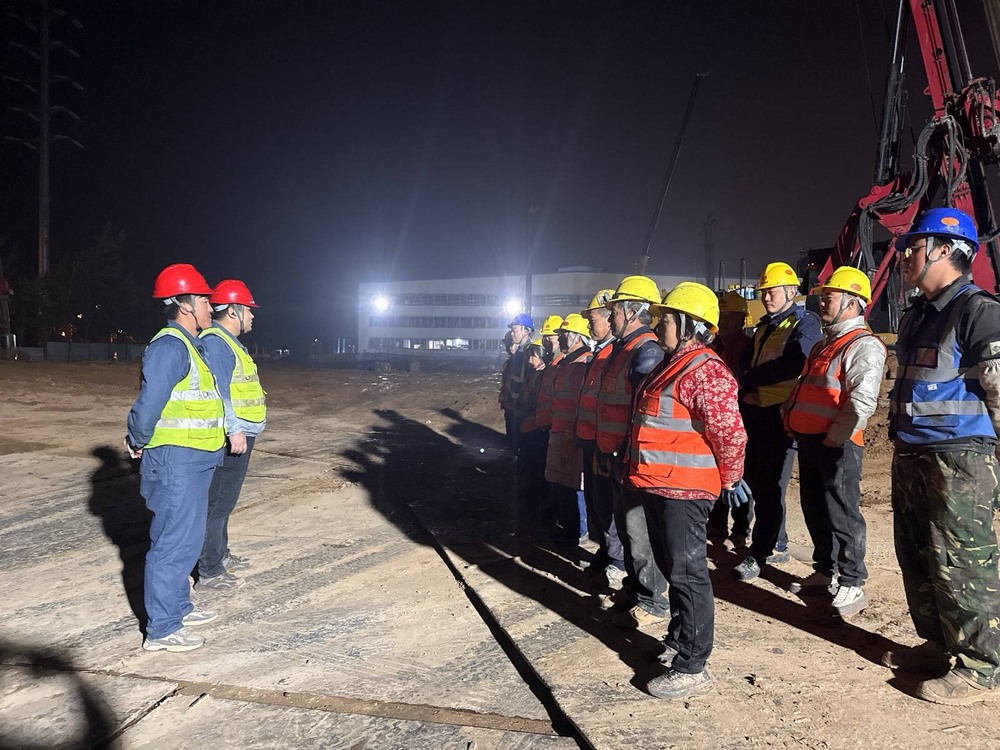 陜煤建設(shè)銅煤公司銅創(chuàng)能材項(xiàng)目部: 拉滿(mǎn)施工進(jìn)度條,全力沖刺四季度