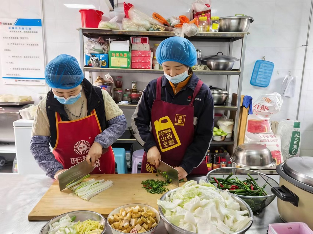 陜煤建設(shè)洗選煤運營公司第五項目部：以民聲“溫度”標(biāo)注幸?！翱潭取?></div>
                                <div   id=