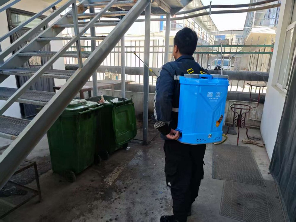 陜煤建設(shè)煤礦運營服務(wù)分公司：冬日雙線守護，溫暖與精準(zhǔn)并行