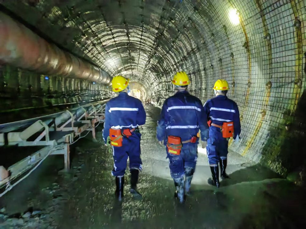 陜煤建設(shè)煤礦運(yùn)營服務(wù)分公司：實(shí)干爭(zhēng)春早 奮進(jìn)開門紅