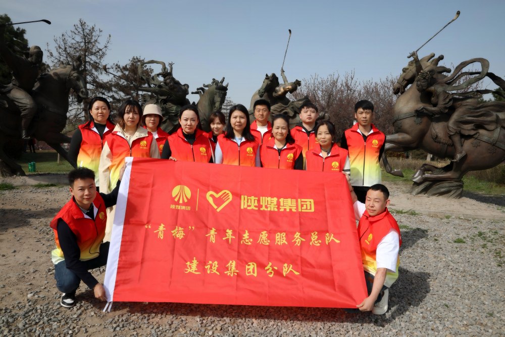 “鋒”華正茂，“路”遇美好